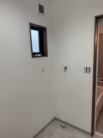 和歌山市太田・新築戸建・116154の洗面所