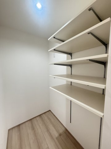 和歌山市太田・新築戸建・116154の収納