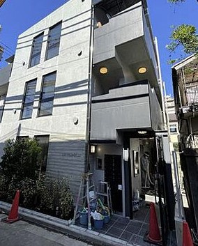 【エントランス】 | サンヴィレッジ33