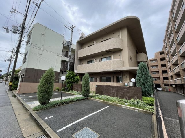 レゾナンス芦屋の外観