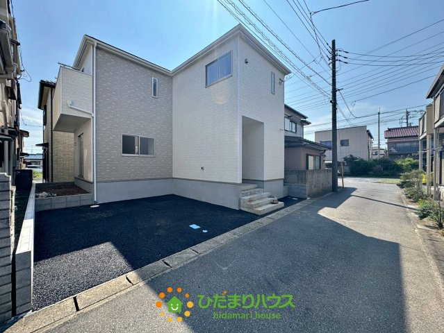 宮代町道佛第11　新築一戸建て　クレイドルガーデンの前面道路含む現地写真