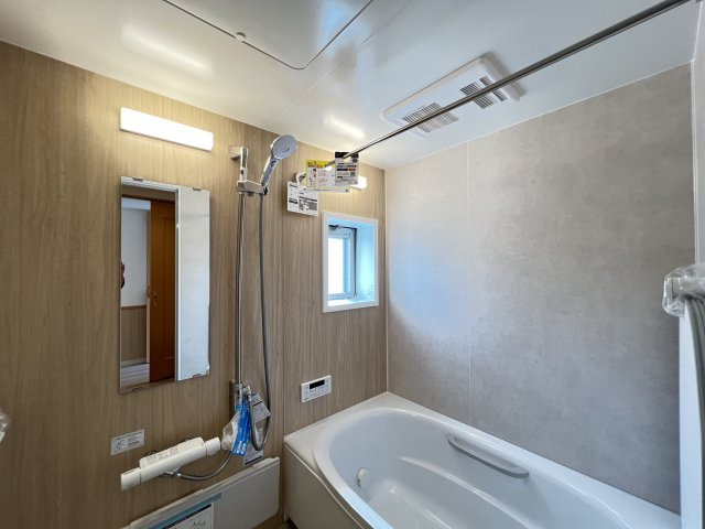 ルイシャトレ大和八木の浴室|のびのび入浴できるシステムバス