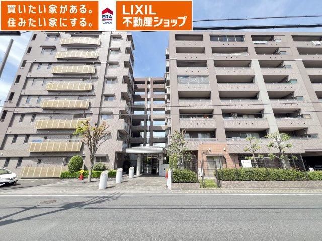 ルイシャトレ大和八木の外観|8階建てマンションの4階の部屋です。