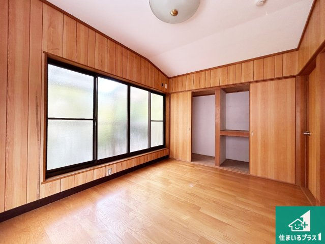 神戸市北区有野町唐櫃　中古一戸建ての洋室|シンプルな洋室は、自分好みのインテリアが楽しめます♪ぜひお楽しみください♪