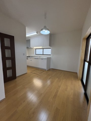 和歌山市梶取・中古戸建・116323の居間・リビング