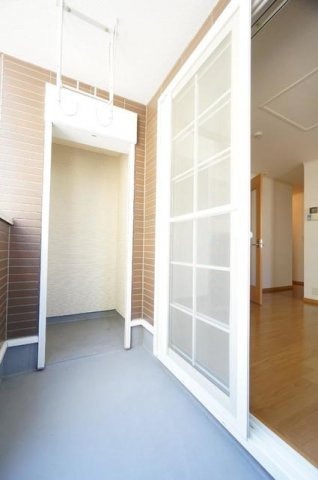 ジャンプ八百屋町のバルコニー