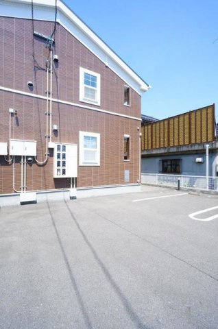 ジャンプ八百屋町の駐車場