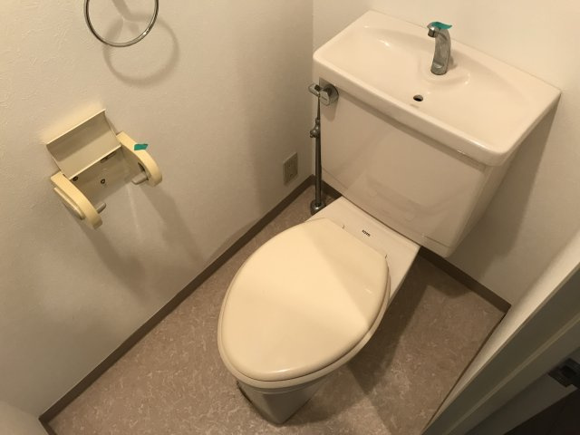 エマーレ新小岩のトイレ