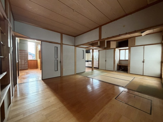 北諸県郡三股町大字宮村の中古一戸建の洋室