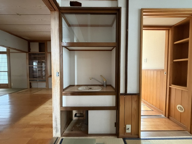 北諸県郡三股町大字宮村の中古一戸建の洗面所|手洗い