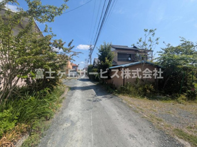 【前面道路含む現地写真】 | 浜松市中央区泉4丁目 新築一戸建て | 前面道路です