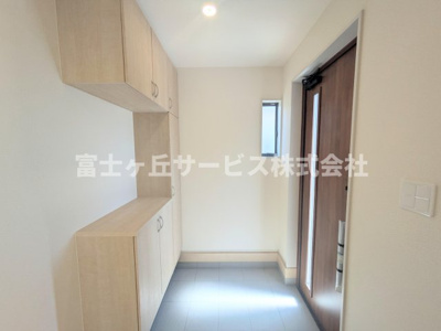 【玄関】 | 浜松市中央区泉4丁目 新築一戸建て | 玄関です