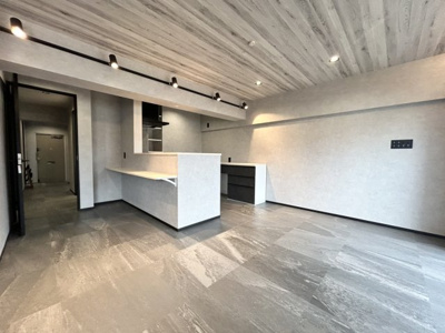 【その他】 | ライオンズマンション厚木 | L型アイランドタイプは、キッチンからダイニングにもリビングにも目が行き届くので、とても使いやすい配置です。L字型独立タイプは、キッチンを独立させてるためLDKというよりもLDといった様なイメージです。
