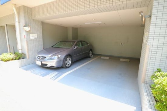 プラウドフラット浅草橋Ⅱの駐車場