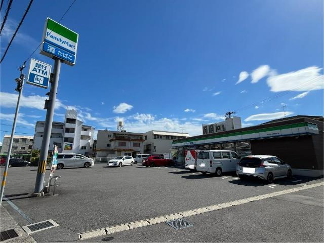 アイリス南大分Ⅱの周辺|ファミリーマート大分県立病院西口店まで465ｍ