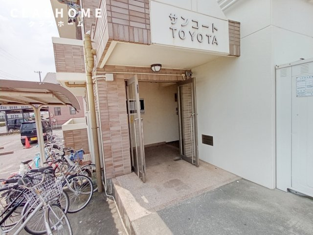 サンコートTOYOTA　　刈谷市近郊の賃貸ならクラスホーム刈谷店のエントランス