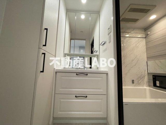 PHOERME TENNOJI Eastの洗面所