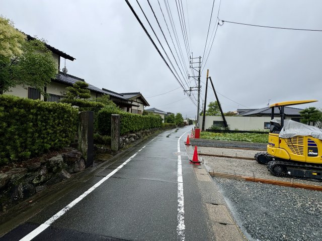 小郡市三沢3期　の前面道路含む現地写真