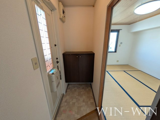 セジュール長谷川 B棟の玄関