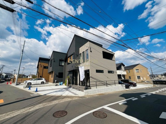 【前面道路含む現地写真】 | 前面道路含む現地写真です