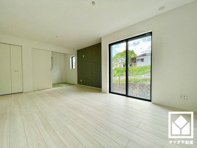 大津市坂本8丁目　7号棟の居間・リビング