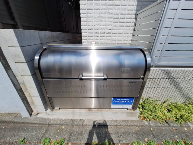 メゾンドブランのその他|★敷地内ゴミストッカー★