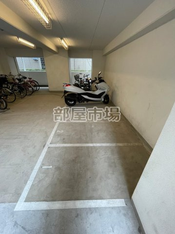 ライジングプレイス両国三番館のその他共用部分|バイク置場