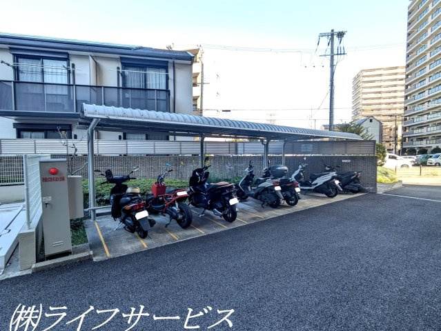 【その他共用部分】 | ペルル加島 | バイク置場