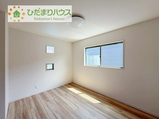 【洋室】 | 常総市本石下第1期　新築戸建　11号棟 | 木の温もりがやさしいフローリング♪