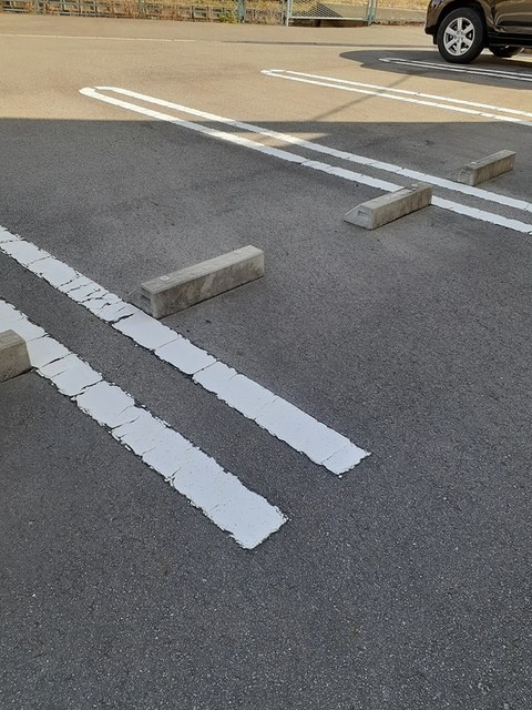 ネオックス・ヤマトの駐車場