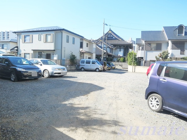 メゾンアキバの駐車場|駐車場の空きはご確認ください☆