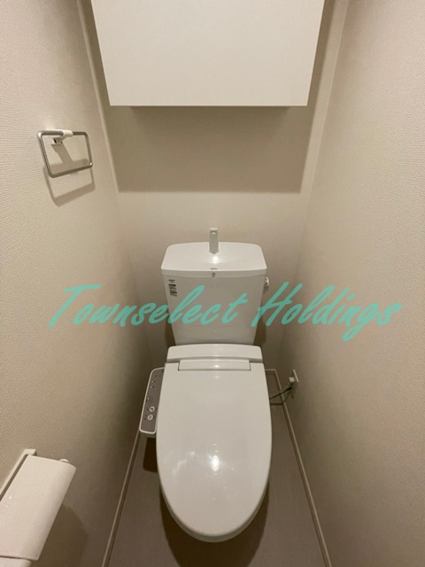 鎌倉市台２丁目のアパートのトイレ|清潔感のあるトイレです