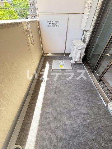 レオンコンフォート神戸駅前のバルコニー