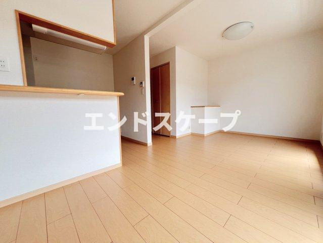 エアリーⅠの居間・リビング|高崎、前橋のお部屋探しはエンドスケープまで！お客様の理想お聞かせ下さい♪