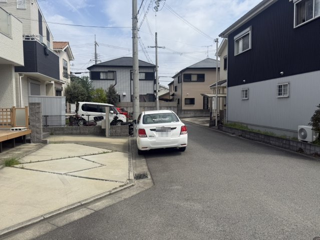 和歌山市西庄・中古戸建・116765の前面道路含む現地写真
