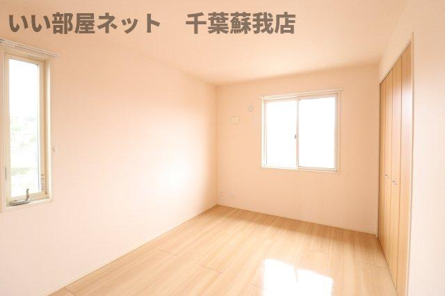 D-ROOM Westの寝室|開放的な寝室です