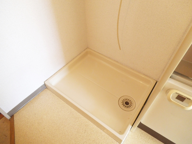 ハウスＳ赤羽の設備|洗濯機は室内に置けます！