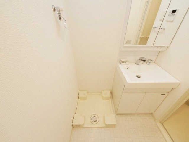 S-RESIDENCE阿波座WESTの洗面所