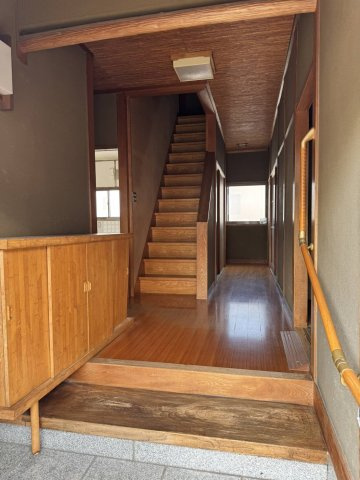 和歌山市砂山南2丁目・中古戸建・116510の玄関