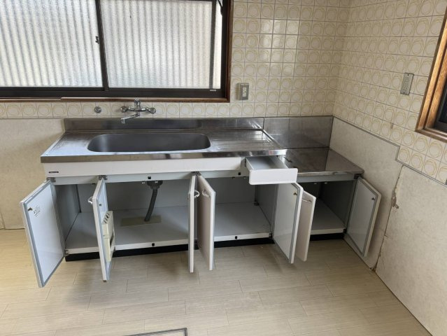 和歌山市砂山南2丁目・中古戸建・116510のキッチン