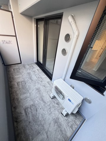 大阪市都島区東野田町４丁目の賃貸マンションのバルコニー