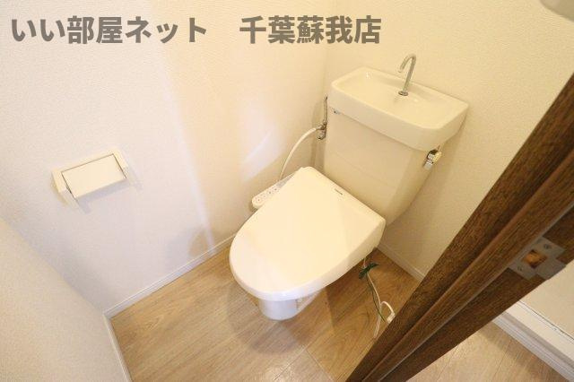 コスモパーク　Ｂのトイレ|清潔感のあるトイレです