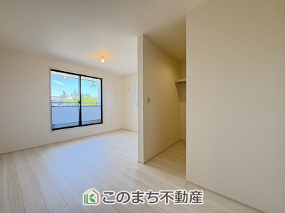 【洋室】 | Livele Garden.S　第1栃木都賀町平川　1号棟 | 窓が多く明るい室内が好印象☆