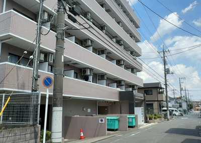 【外観】 | ライオンズマンション八王子北野 | マンションの外観は非常に重要なポイントです！外観の善し悪しは資産価値に大きな影響を与えます。外観のいいマンションを購入することで、高値で売却がしやすく、買い手が見つかりやすいというメリットがあります。