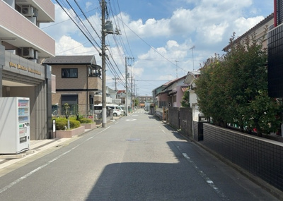 【展望】 | ライオンズマンション八王子北野 | 眺望の良さを楽しめるダイニングキッチンで家族団らんの時間を過ごしてはいかがでしょうか。バルコニーから見える景色を家族で眺める時間は、時間が経つのを忘れてしまいそうですね。是非、現地を見に行きましょう！