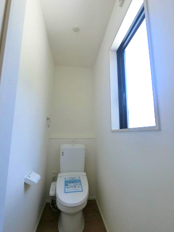 鳥栖市姫方町6期　3号棟のトイレ|清潔感のあるトイレです
