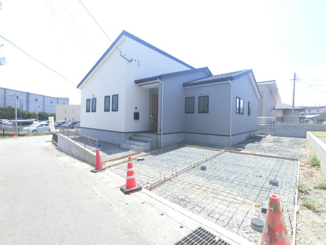 鳥栖市姫方町6期　3号棟の前面道路含む現地写真|前面道路含む現地写真です
