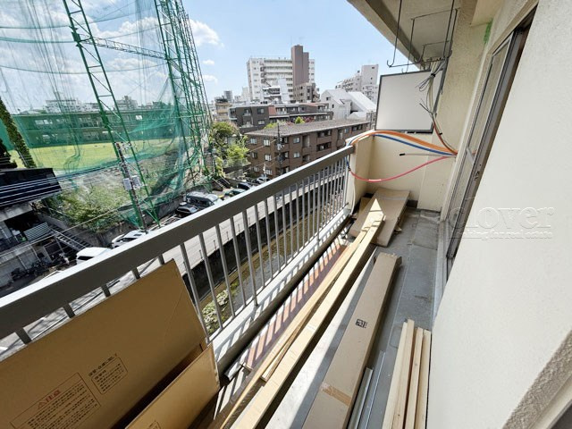 【バルコニー】 | 杉並コーポラス | バルコニー　※工事中　～即日のご見学可能～　お問合せはお気軽にどうぞ。