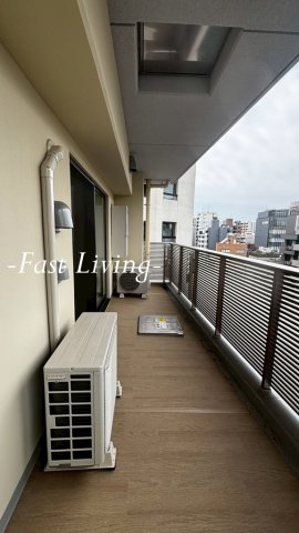 グラン千代田岩本町のバルコニー