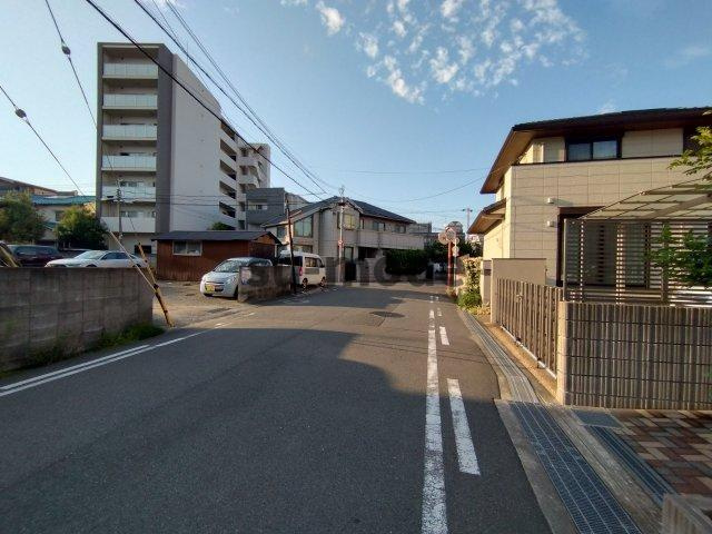 ベルフェリシアの周辺